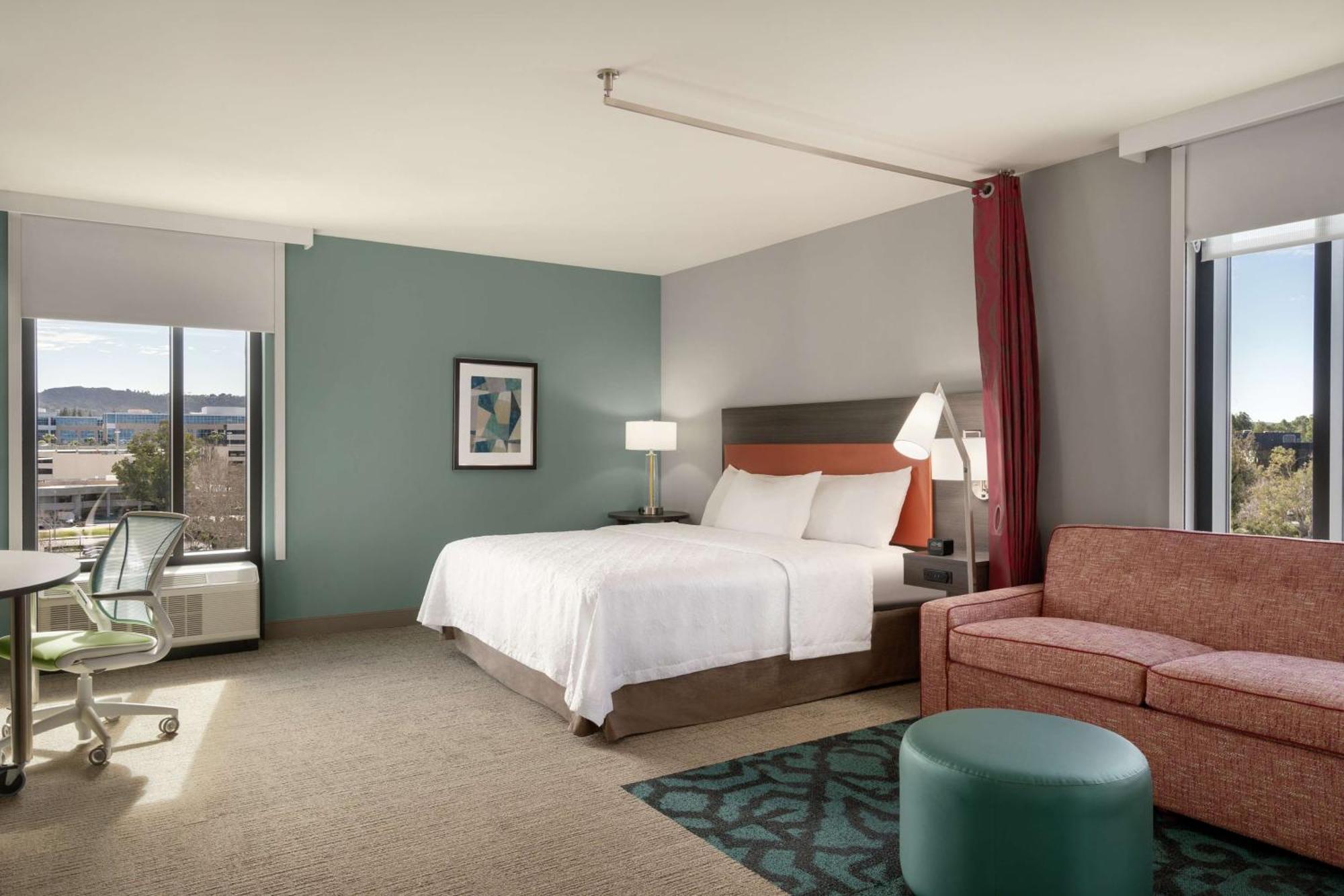 Home2 Suites By Hilton Woodland Hills لوس أنجلوس المظهر الخارجي الصورة