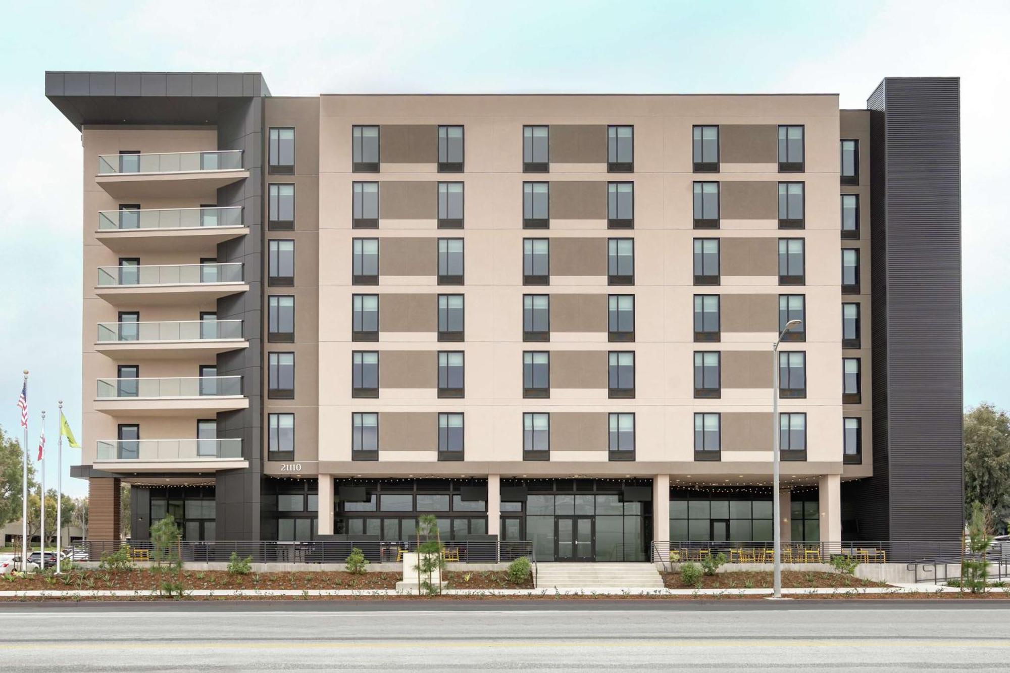 Home2 Suites By Hilton Woodland Hills لوس أنجلوس المظهر الخارجي الصورة