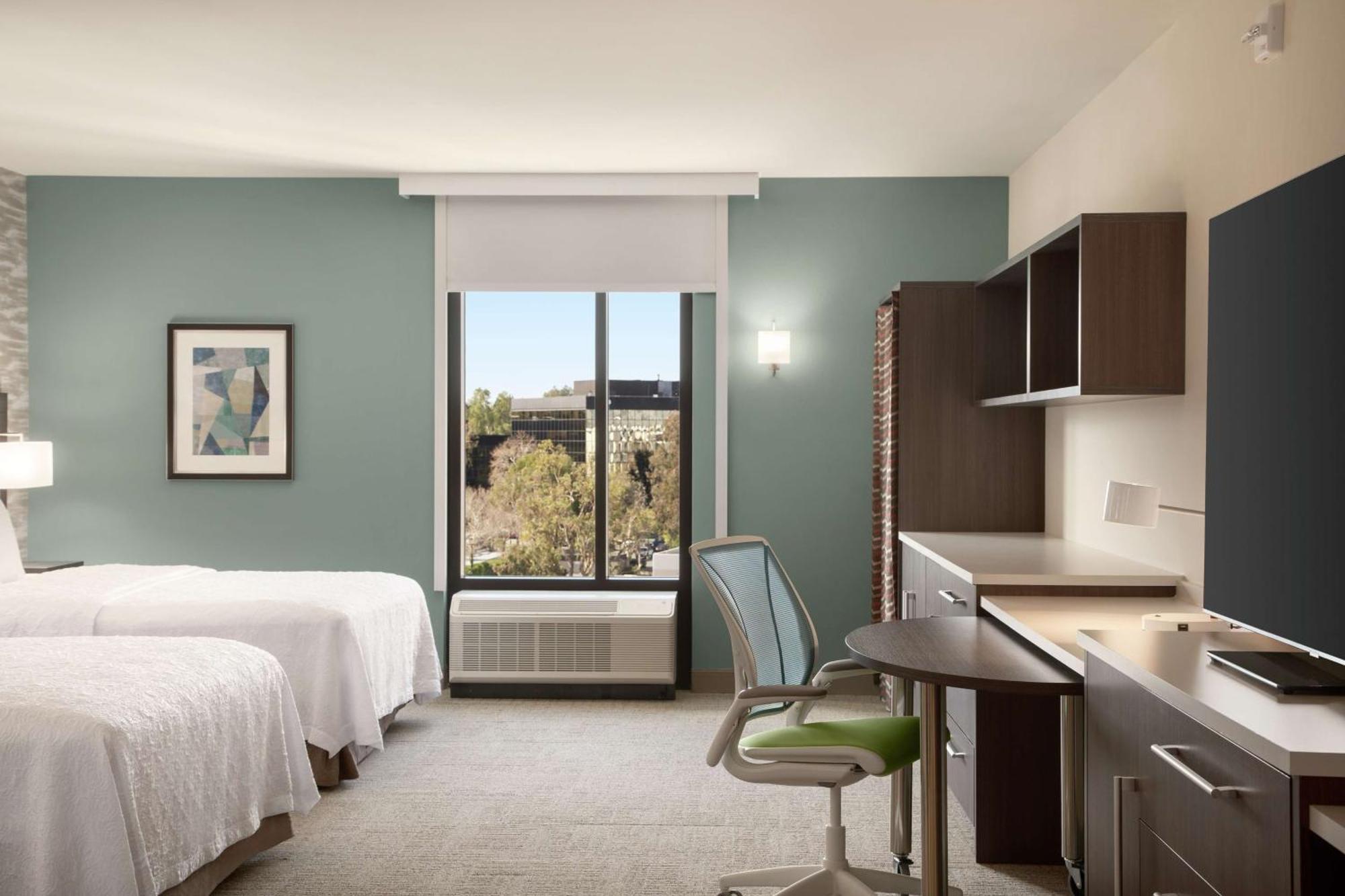 Home2 Suites By Hilton Woodland Hills لوس أنجلوس المظهر الخارجي الصورة
